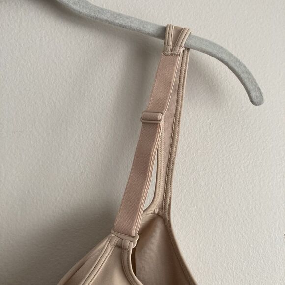 Bali Women’s One Smooth U Ultra Light Minimizer Bra Nude 36C Style 3490 - Picture 9 of 12